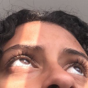 Meet your Posher, Gianina